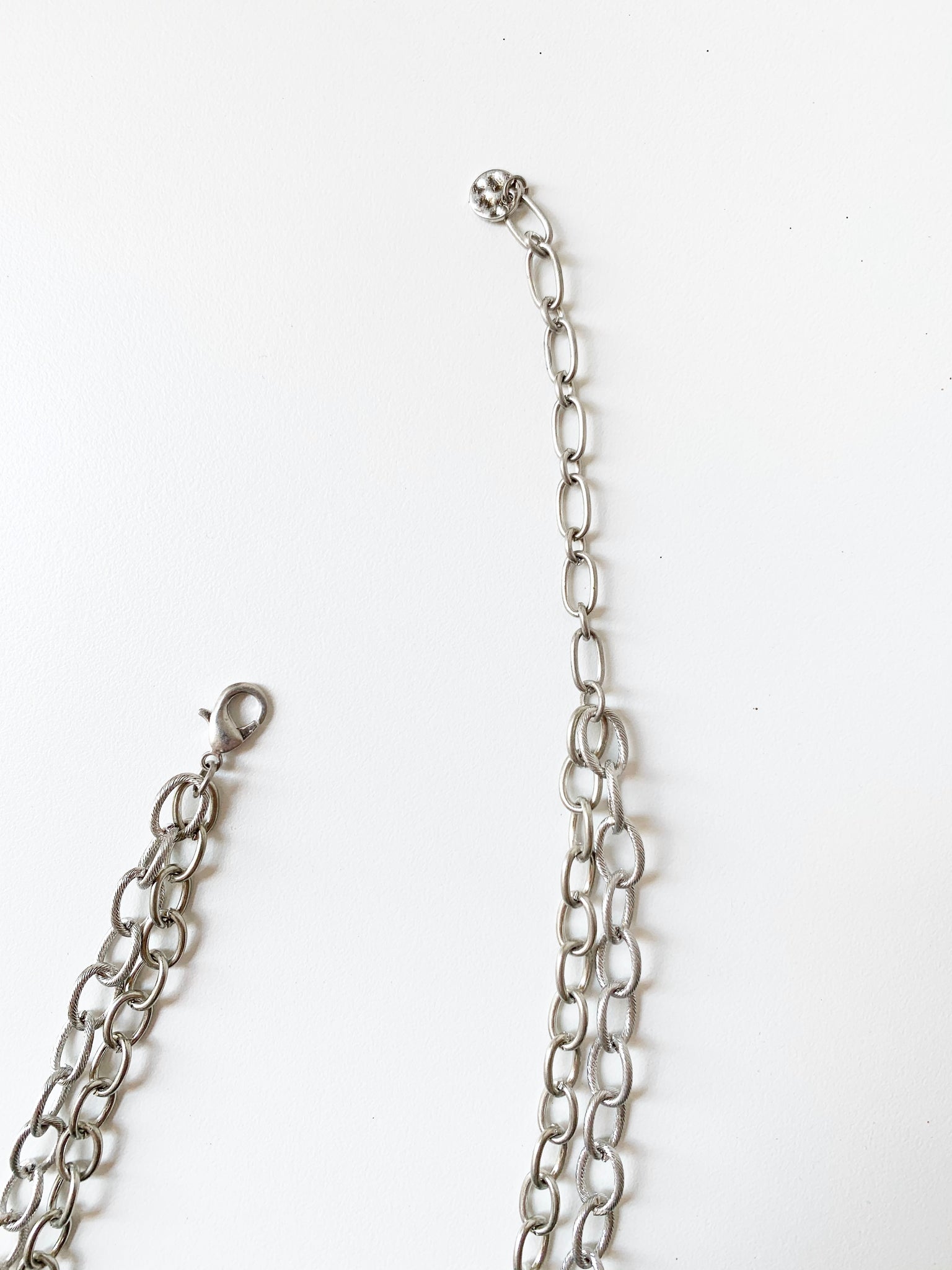 Etched Chain Layer Necklace